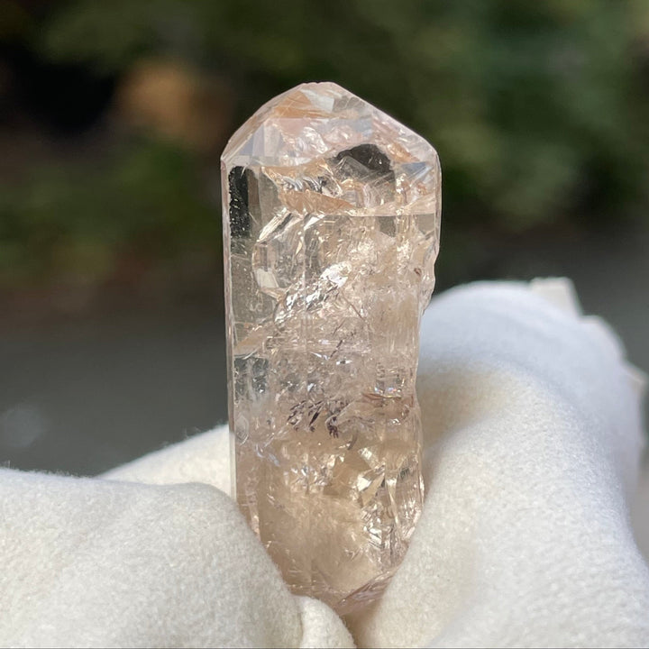 Natural Imperial Topaz Crystal – Perfect Termination, Glassy Texture, Unique Shape – Skardu, Pakistan – Untreated & Unheated