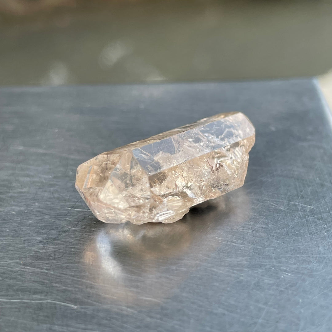 Natural Imperial Topaz Crystal – Perfect Termination, Glassy Texture, Unique Shape – Skardu, Pakistan – Untreated & Unheated