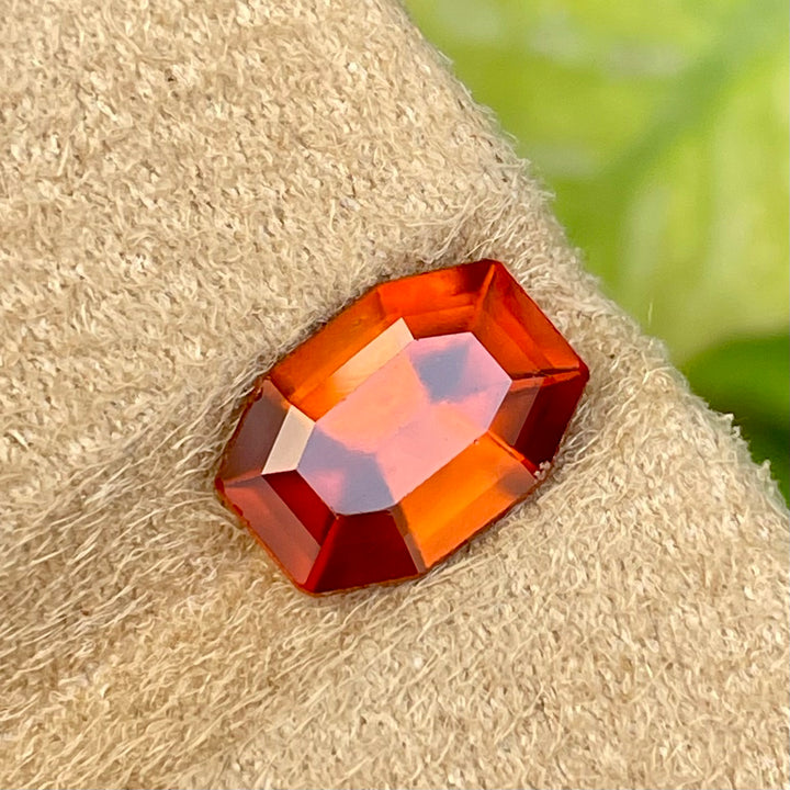 4 Carats Brownish Orange Hessonite Garnet - Noble Gemstones®