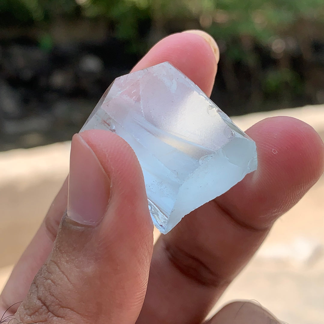 17.90 Grams Facet Rough High Quality Bluish Aquamarine