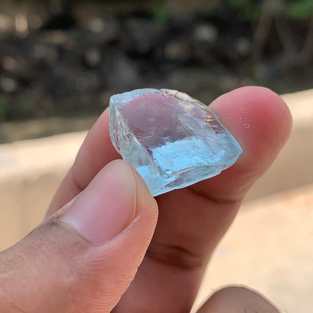 6.47 Grams Facet Rough High Quality Bluish Aquamarine