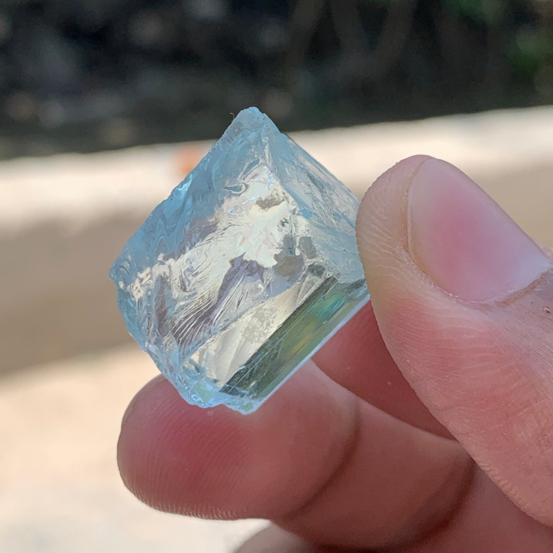 10 Grams Facet Rough High Quality Bluish Aquamarine