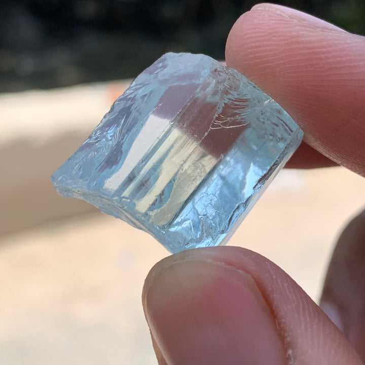 10 Grams Facet Rough High Quality Bluish Aquamarine