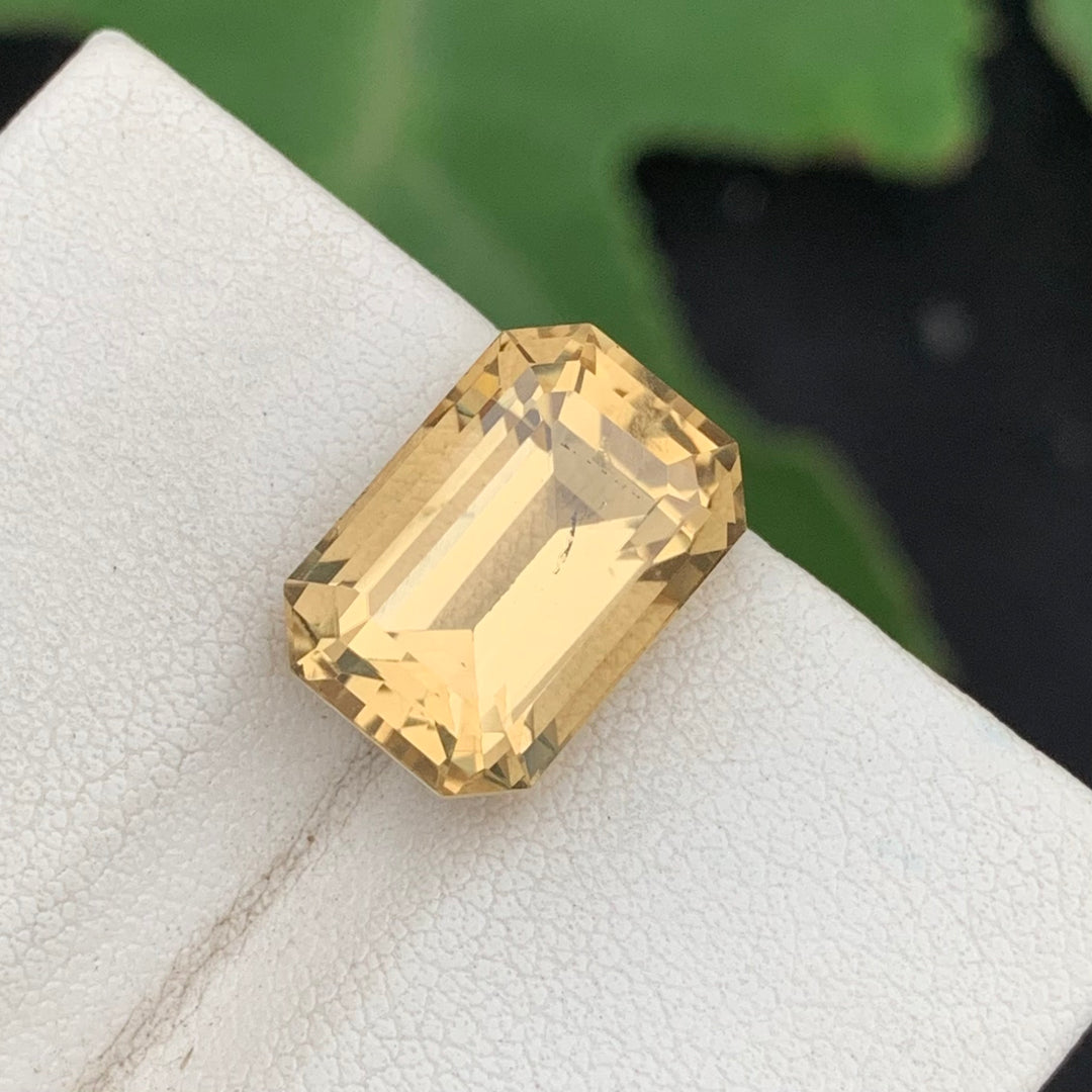 7.25 Carats Faceted Bright Citrine Stone