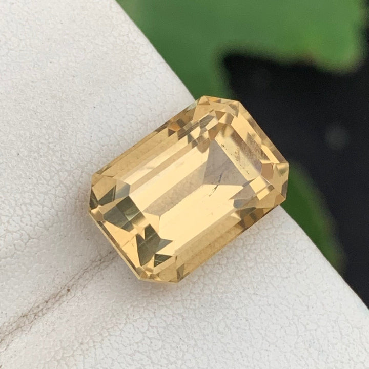 7.25 Carats Faceted Bright Citrine Stone