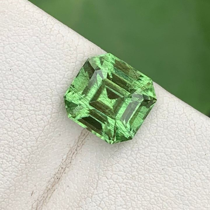 4.60 Carats Faceted Natural Rutile Peridot