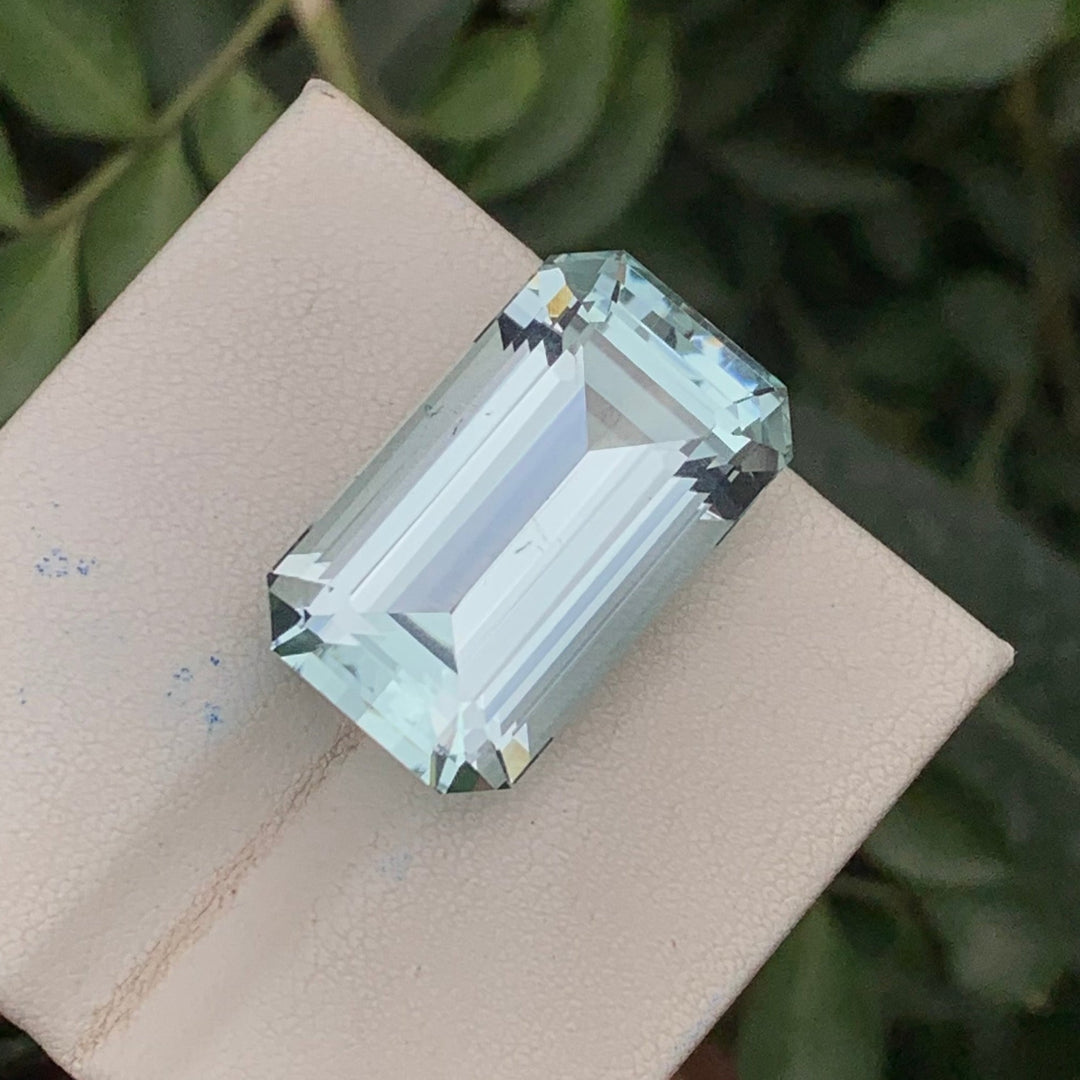 30 Carats Faceted Stunning Aquamarine