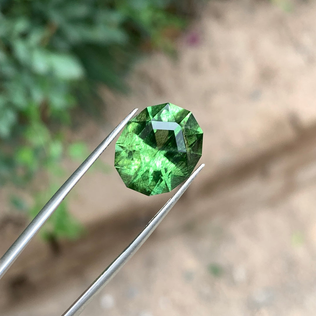 10.65 Carats Faceted Rutile Peridot