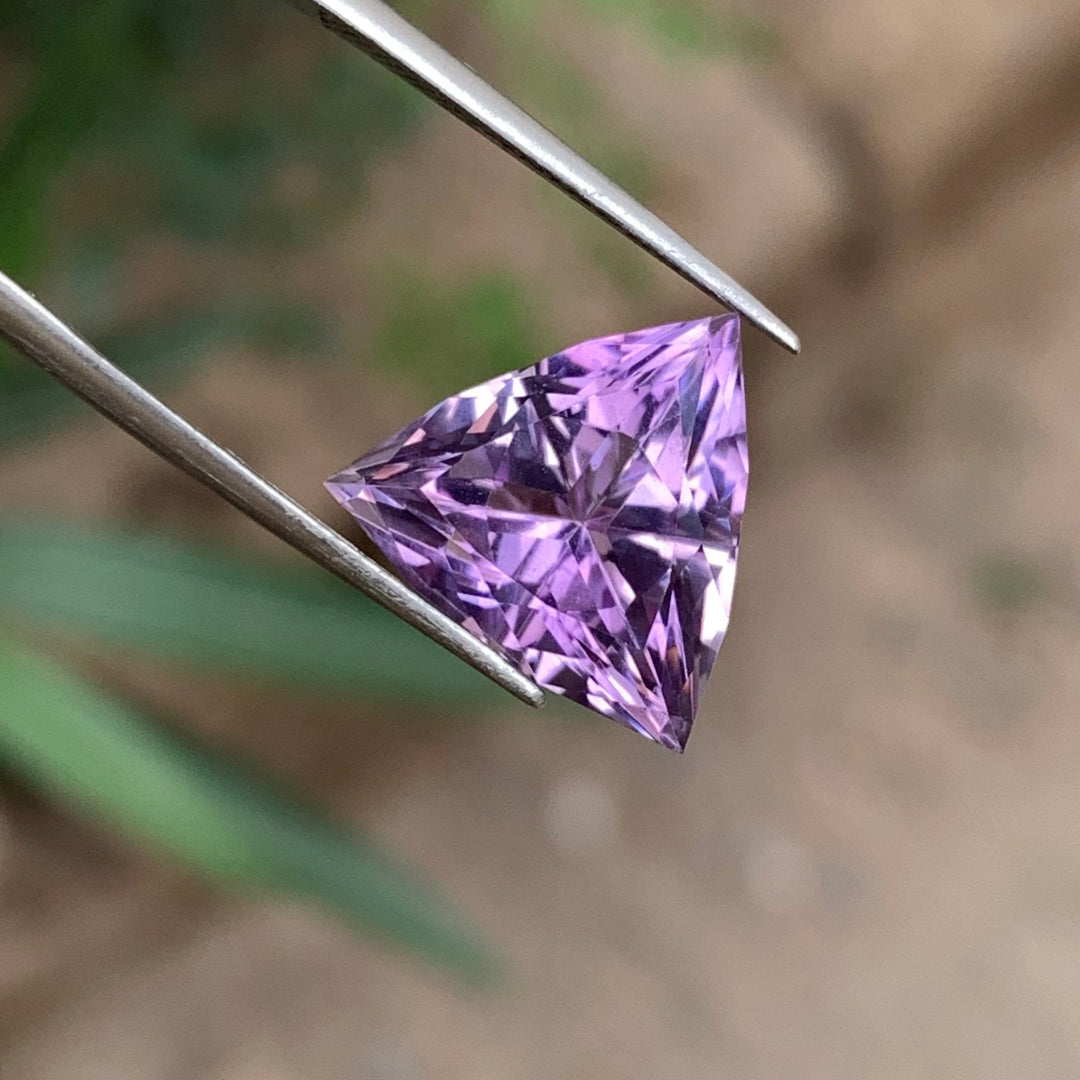 6.10 Carats Faceted Trillion Cut Amethyst