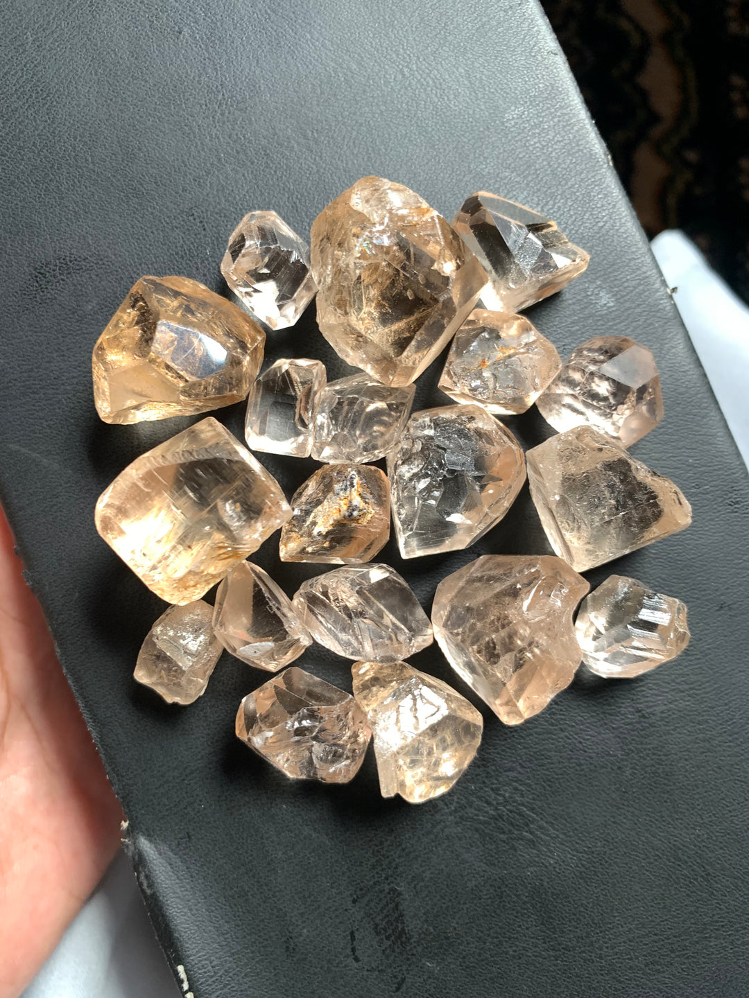 140 Grams Facet Rough Golden Topaz