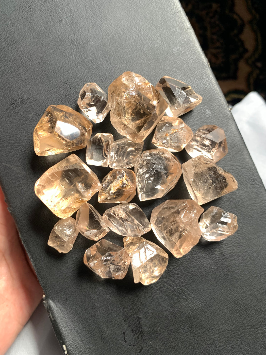 140 Grams Facet Rough Golden Topaz