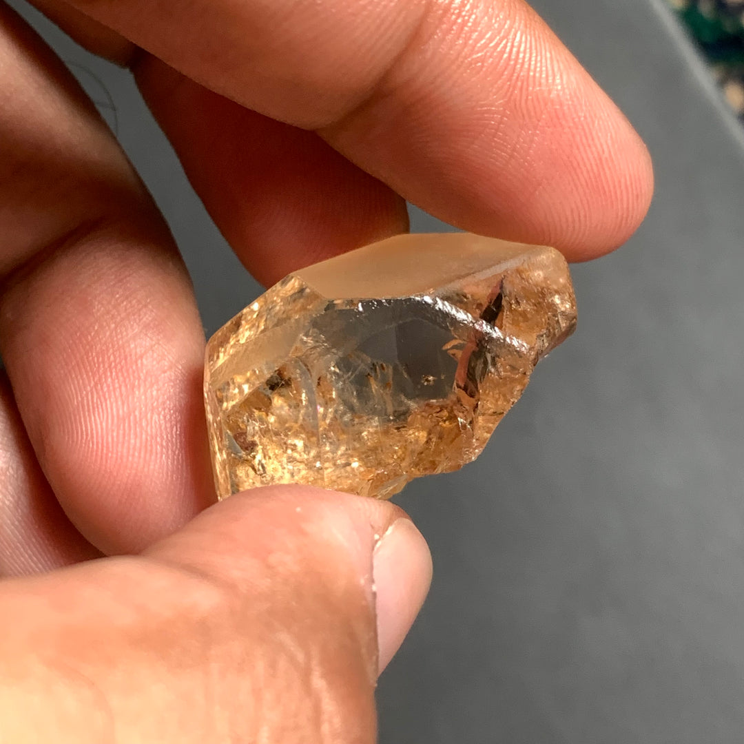 18.82 Grams Facet Rough Golden Topaz