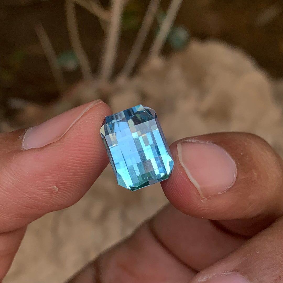 10 Carats Faceted Pixel Cut Topaz