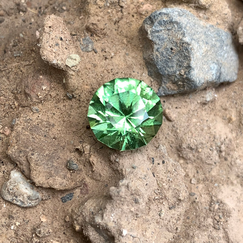 5.30 Carats Faceted Rounded Rutile Peridot