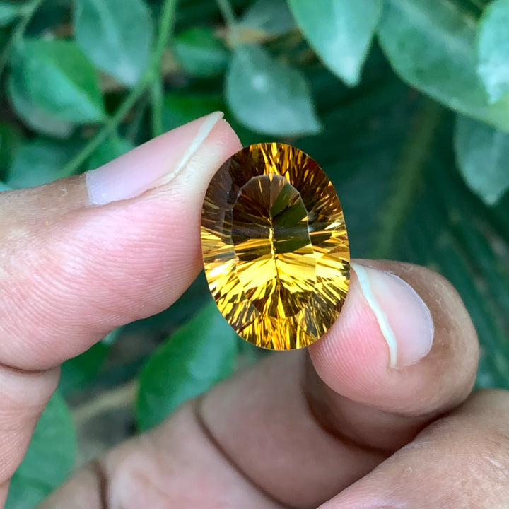 15.75 Carats Faceted Oval Shiny Citrine