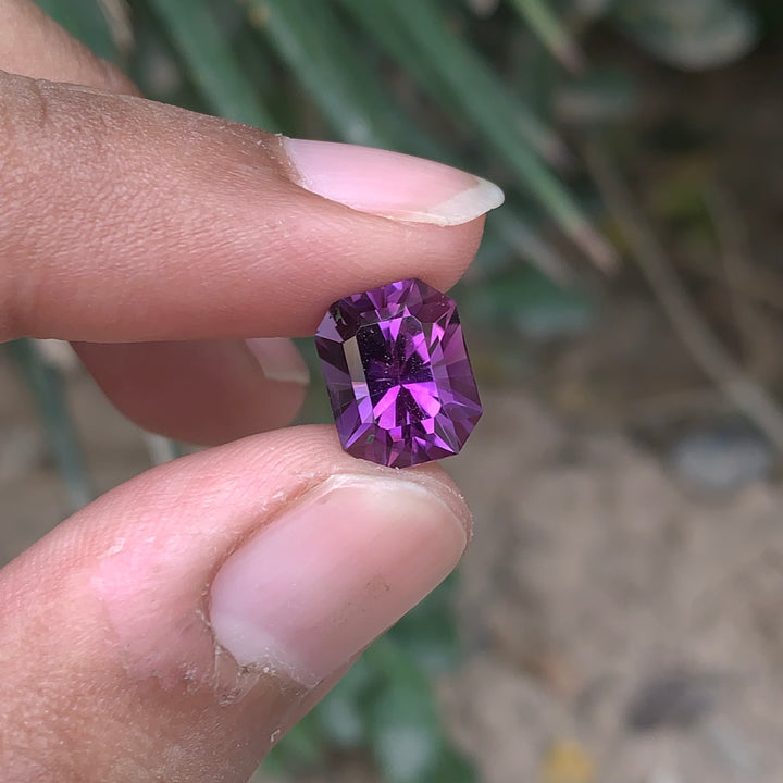 4.40 Carats Loose Fancy Cut Amethyst