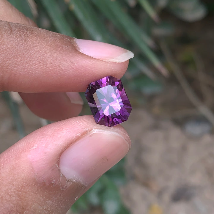 4.40 Carats Loose Fancy Cut Amethyst