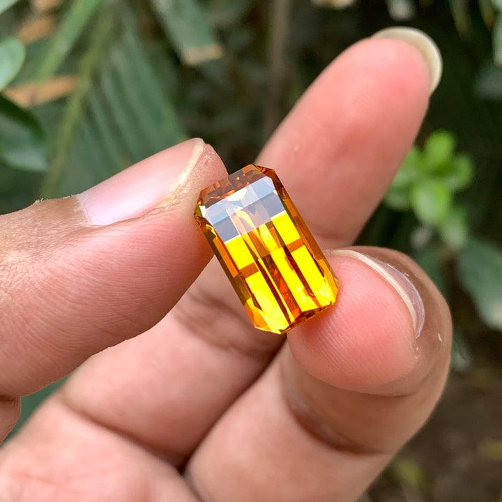 8.50 Carats Faceted Pixel Cut Madeira Citrine