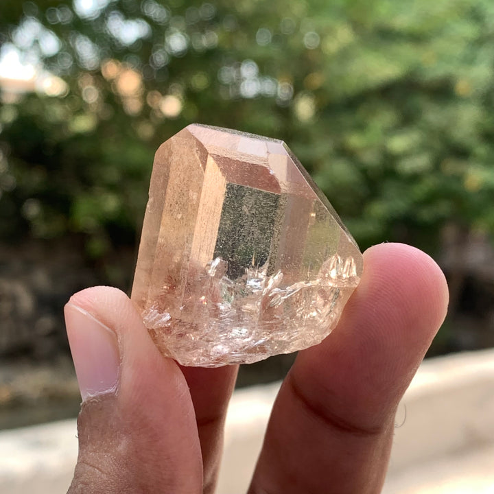 39 Grams Facet Rough Golden Skardu Topaz