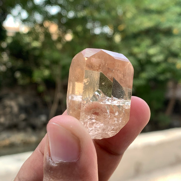 39 Grams Facet Rough Golden Skardu Topaz