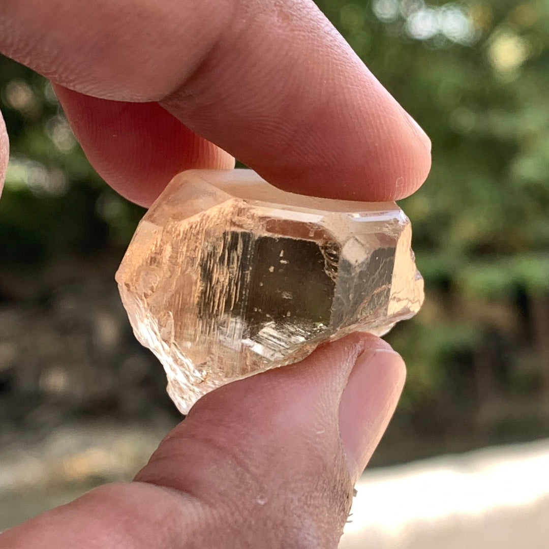 30 Grams Facet Rough Golden Skardu Topaz