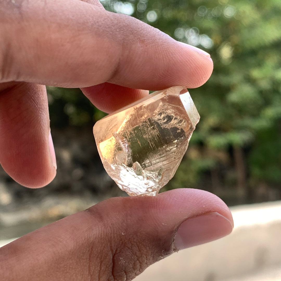 30 Grams Facet Rough Golden Skardu Topaz