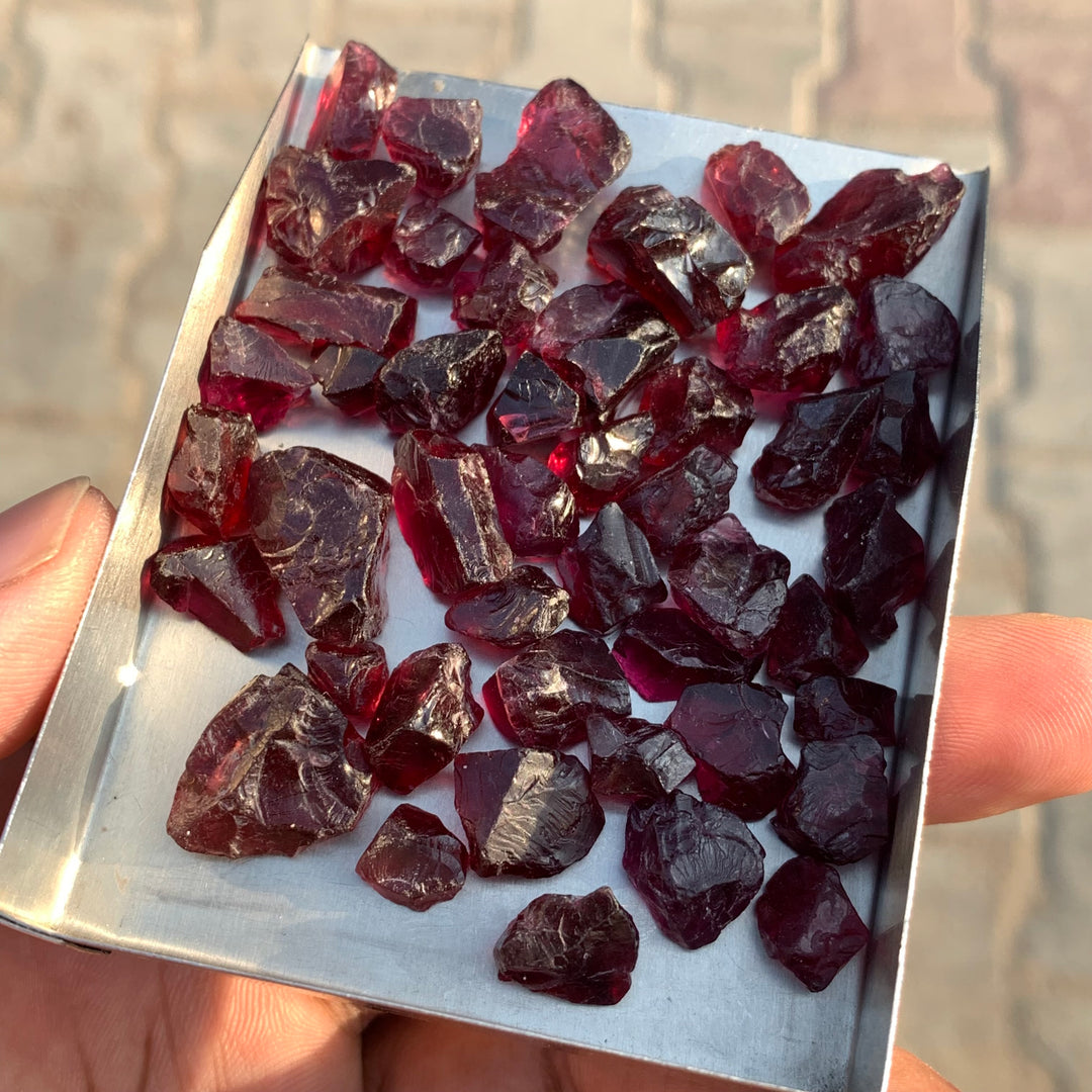 52.64 Grams Facet Rough Red Rhodolite Garnet