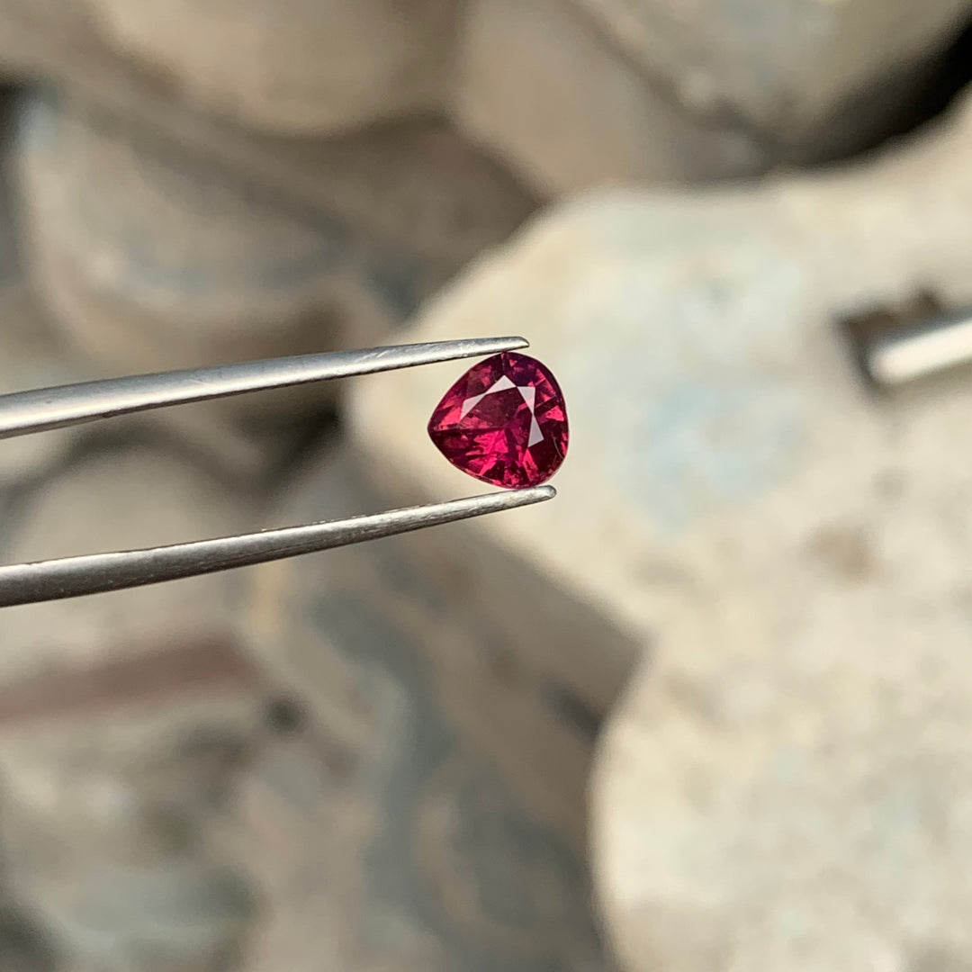 0.75 Carats Faceted Hot Pink Tourmaline