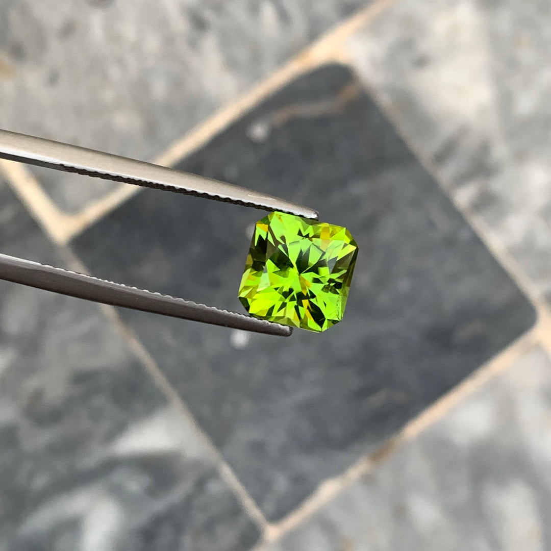 3 Carats Faceted Peridot