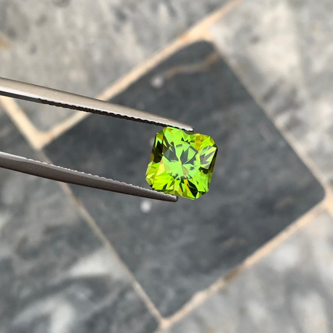 3 Carats Faceted Peridot