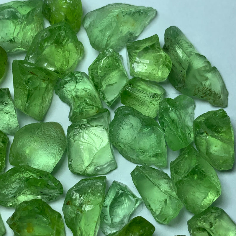 30 Grams Facet Rough Eye Clean Peridot