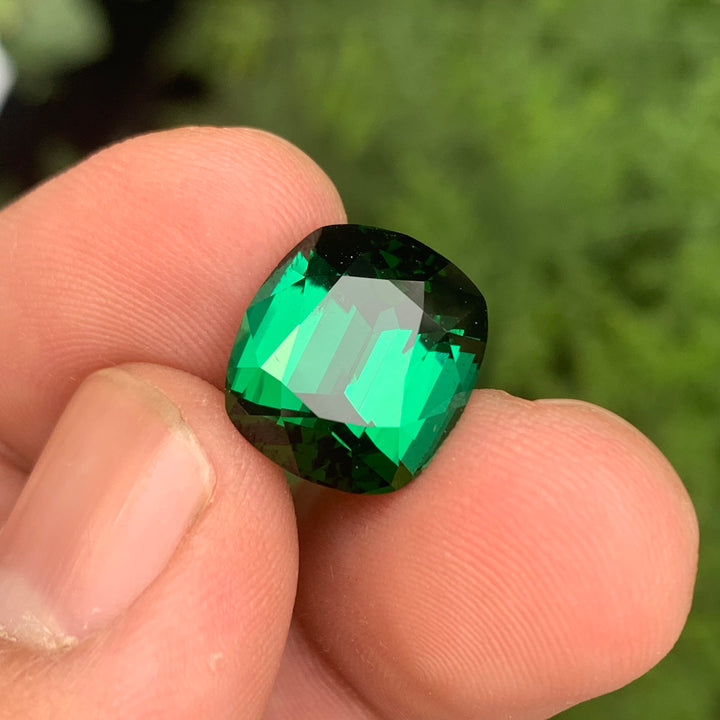 Tourmaline Green Loose Stone 10 carats from afghanistan