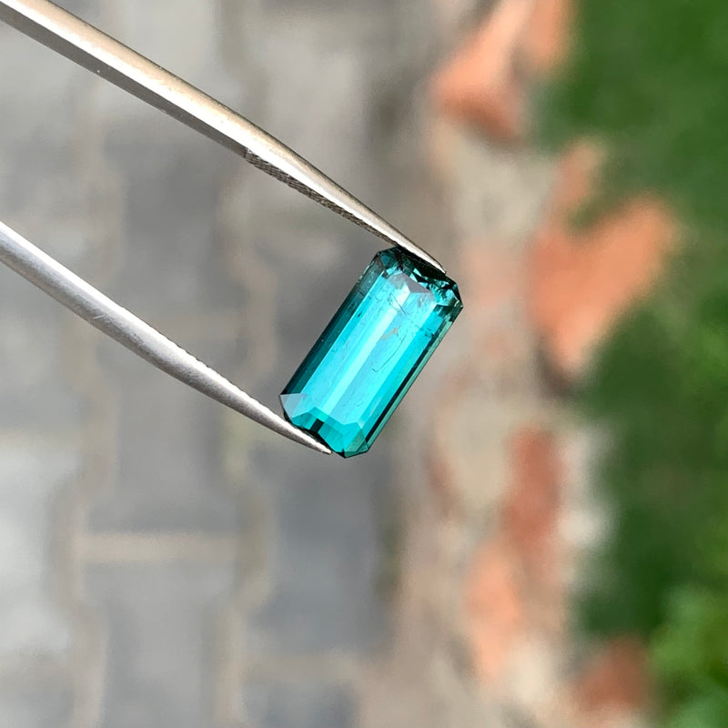 3.95 Carats Faceted Indicolite Tourmaline