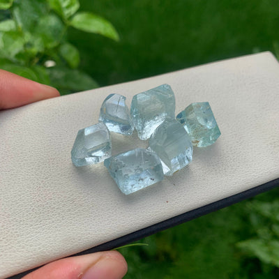 25.80 Grams Facet Grade Bluish Aquamarine Parcel