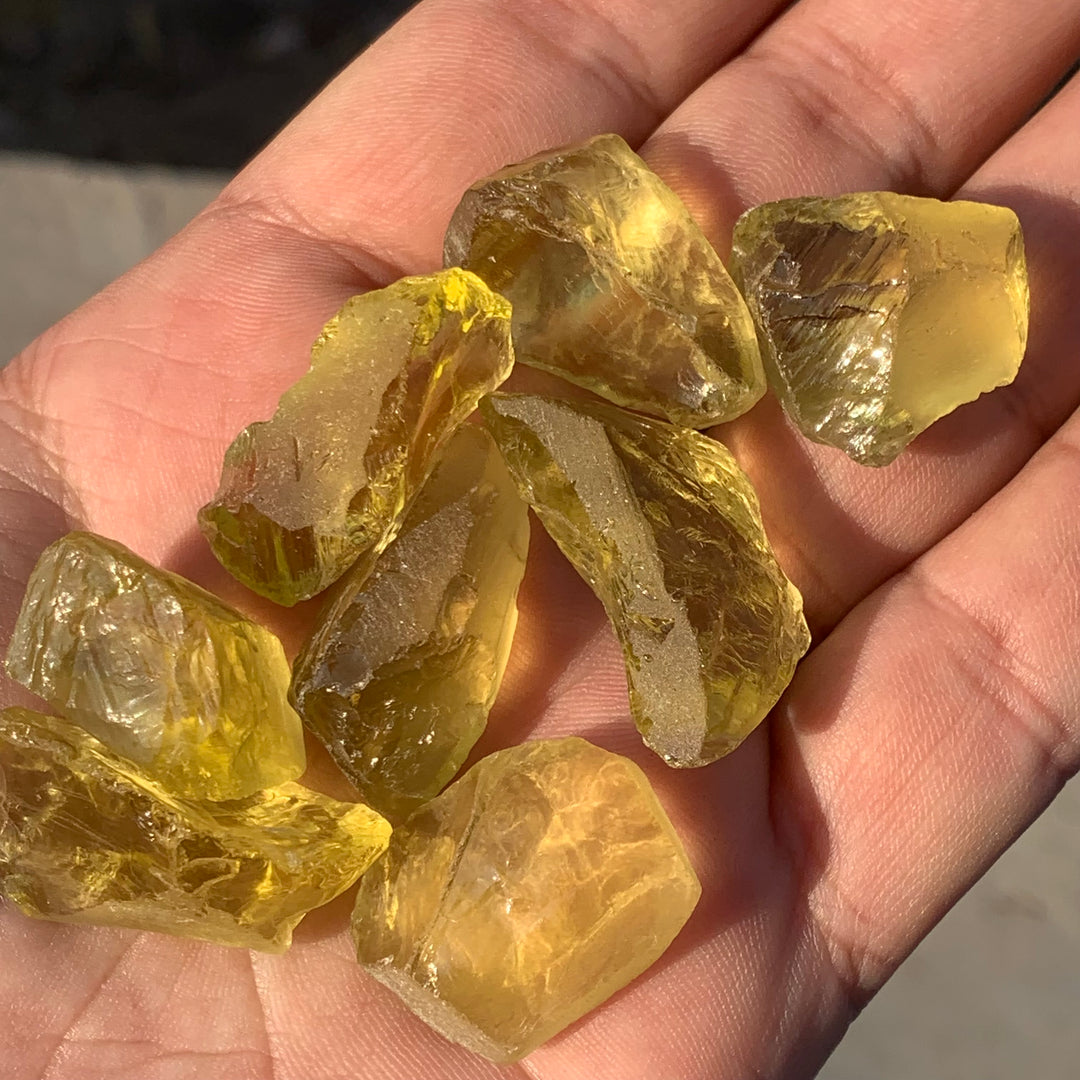 Facet Rough Lemon Quartz 40 Grams