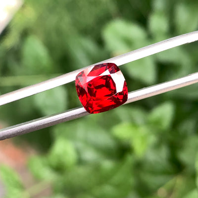 3.95 Carats Faceted Red Rhodolite Garnet