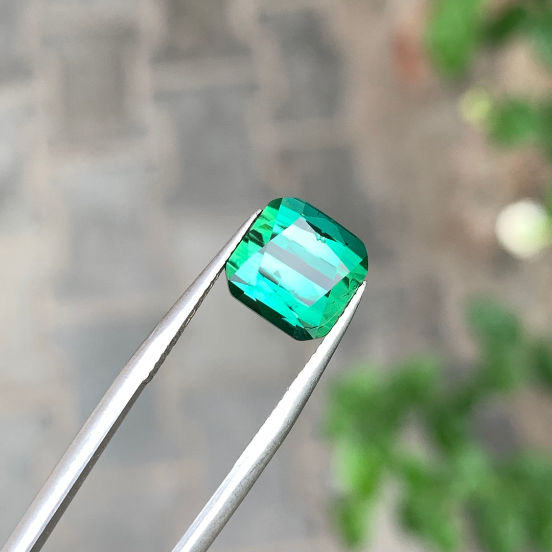 4.60 Carats Loose Lagoonish Green Tourmaline