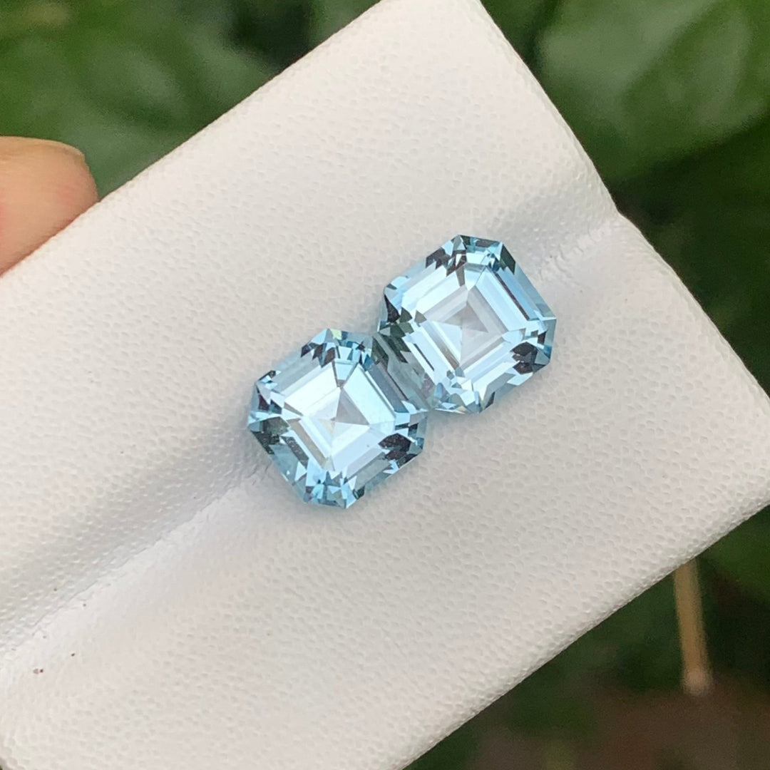 6.5 Carats Loose Blue Topaz Pair