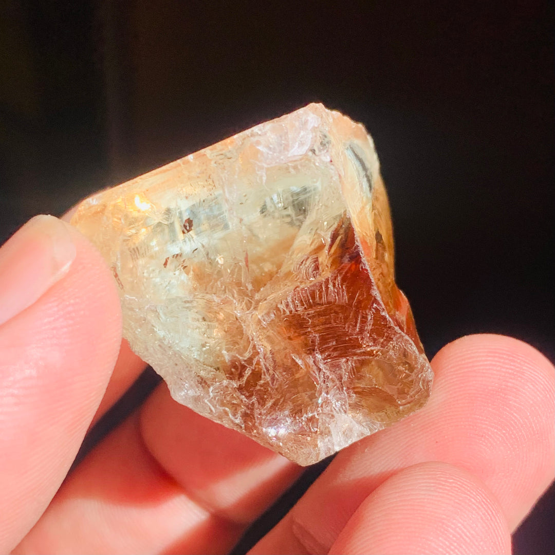 226 carats Rough Topaz