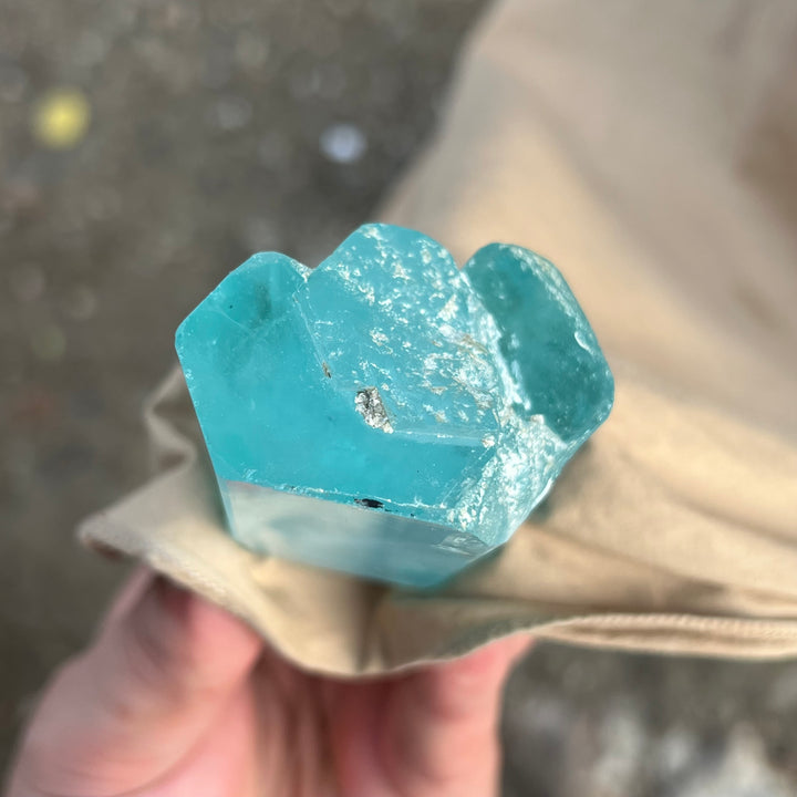 Natural Sky Blue Aquamarine Crystal 188g with Termination – Trio Formation from Afghanistan