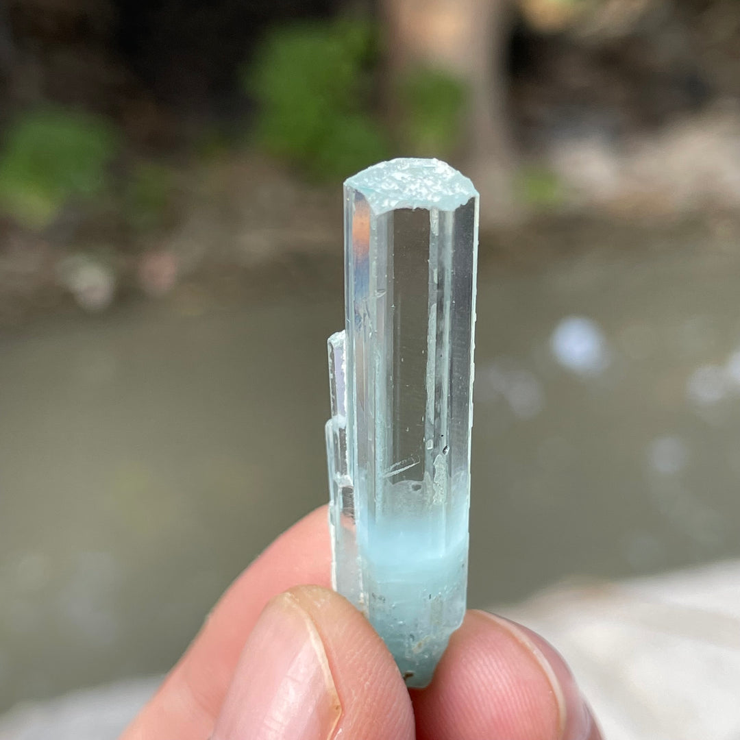 Natural Aquamarine Crystal 5.63g – Sky Blue Healing Stone from Pakistan
