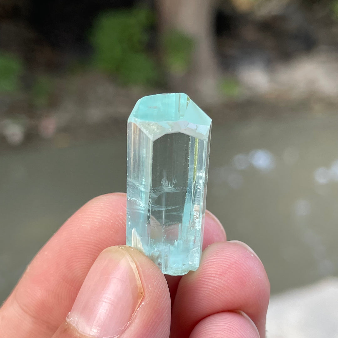 Natural Shigar Aquamarine Crystals – Terminated Specimens from Pakistan