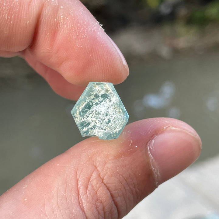 Natural Shigar Aquamarine Crystals – Terminated Specimens from Pakistan