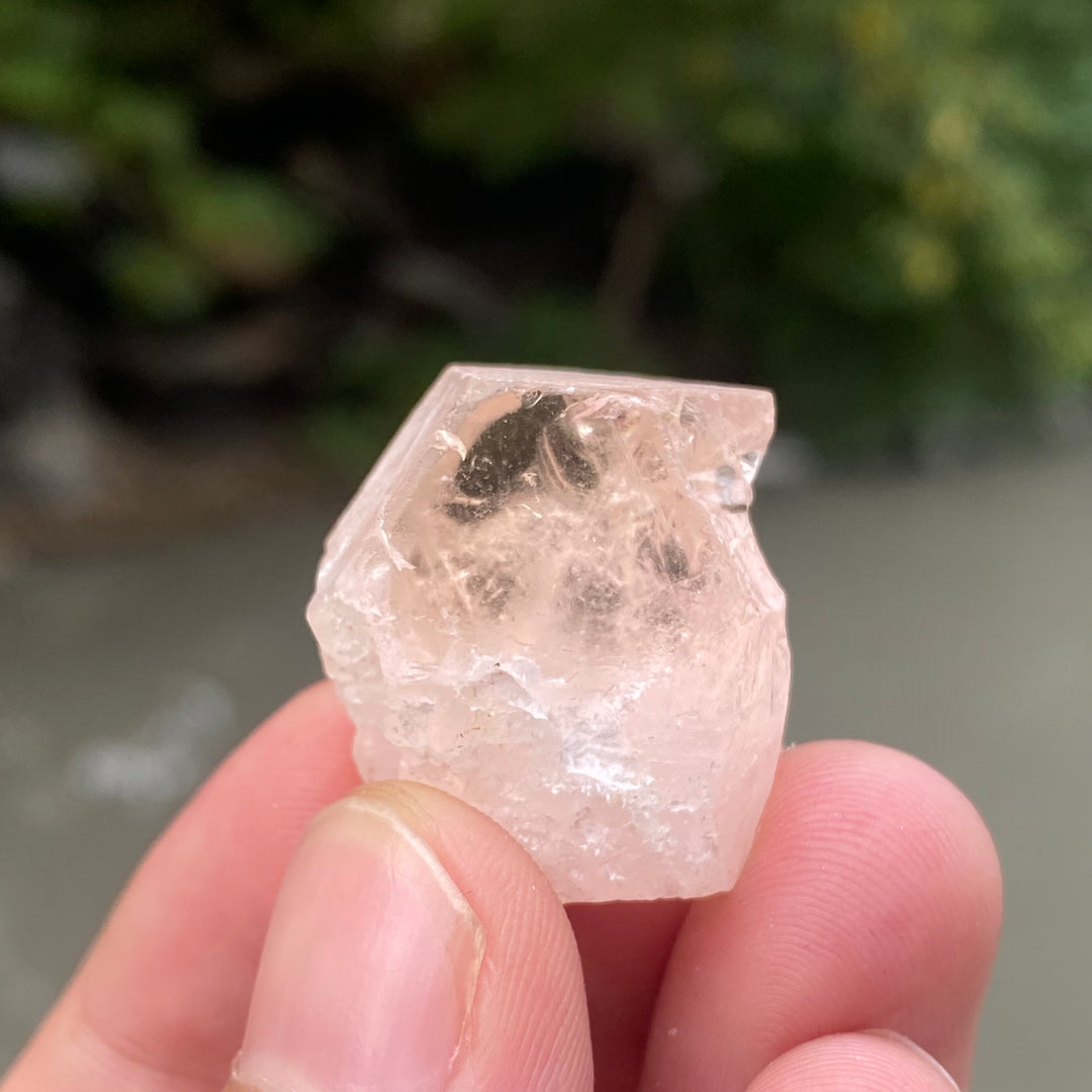Natural Facet Rough Morganite Lot– Untreated Pink Beryl Crystals for Gem Cutting & Jewelry Making