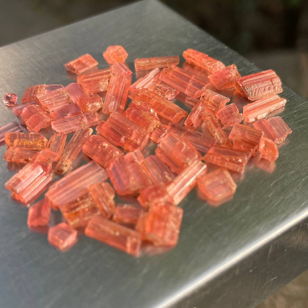 Rare Natural Vayrynenite Rough Lot – Faceting Grade, Clean Calibrated Gemstones