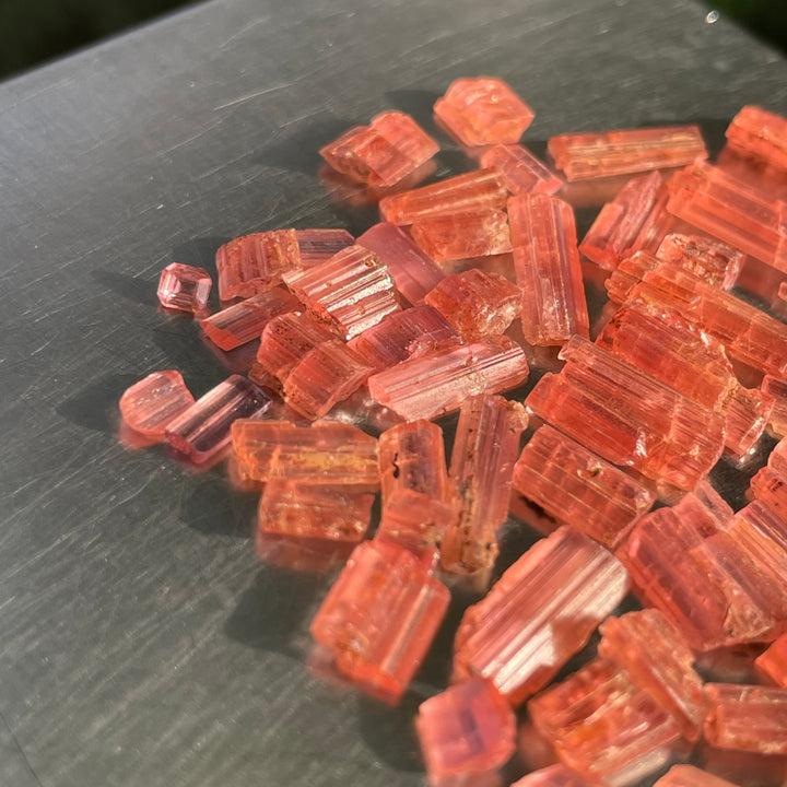 Rare Natural Vayrynenite Rough Lot – Faceting Grade, Clean Calibrated Gemstones