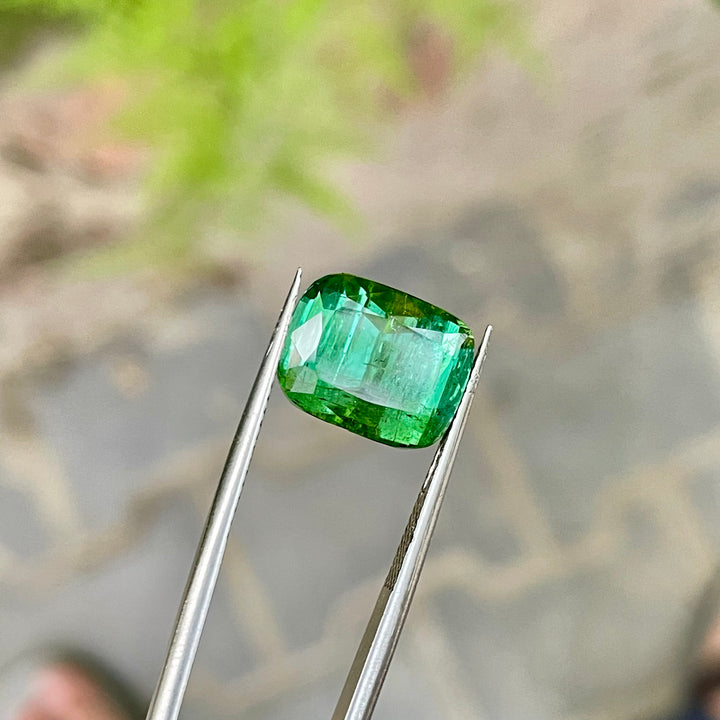 Faceted Vivid Green Tourmaline Cushion Cut | Large Gemstone for Vintage Jewelry