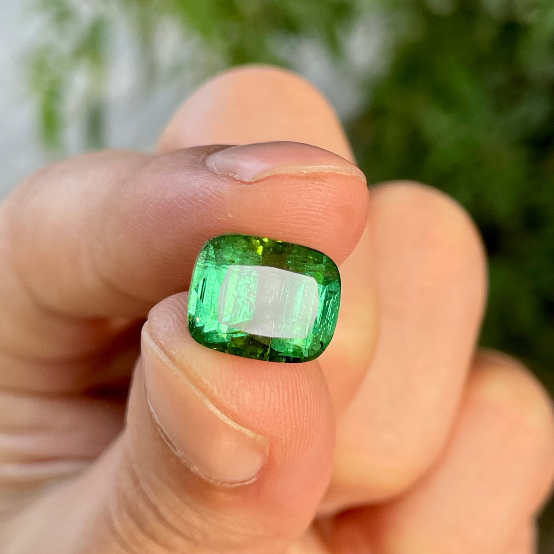 Faceted Vivid Green Tourmaline Cushion Cut | Large Gemstone for Vintage Jewelry