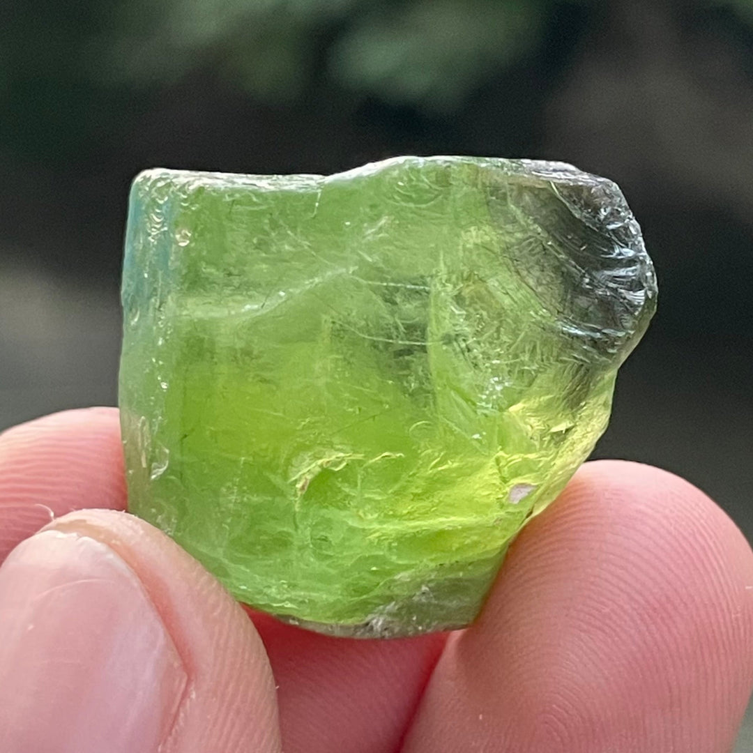 Natural Facet Rough Peridot Crystal – Partly Included Green Gemstone from Pakistan