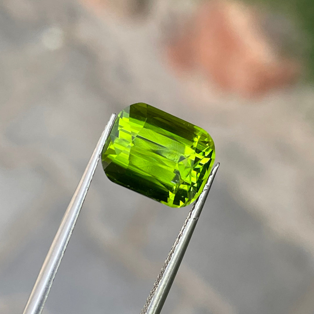 Natural Peridot — Cushion Cut Faceted, Eye-Clean, Pakistan Origin (Ring Setting Gem)